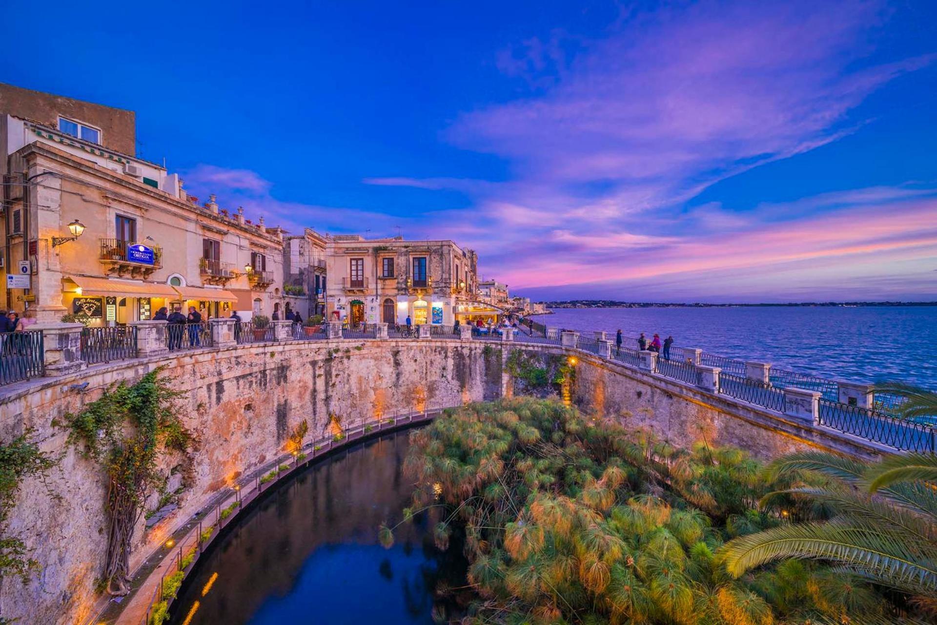 Casa Titanic Siracusa Syracuse Bagian luar foto